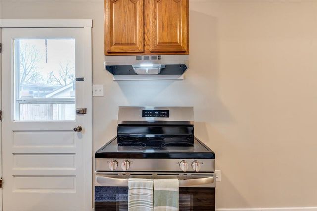 1515 S Saint Francis St, Wichita, KS 67211