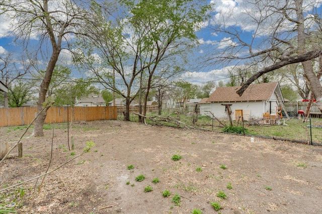 1515 S Saint Francis St, Wichita, KS 67211