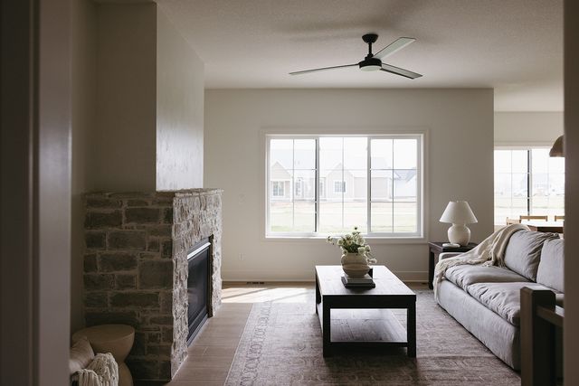 307 SW 17th Street, Ankeny, IA 50023