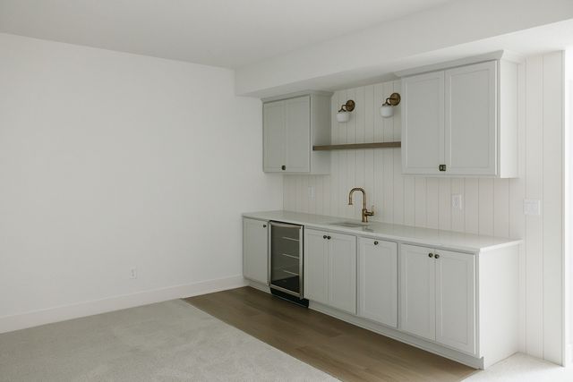 307 SW 17th Street, Ankeny, IA 50023