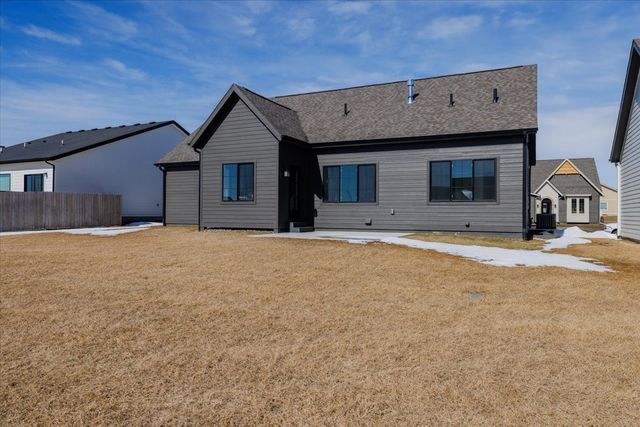 307 SW 17th Street, Ankeny, IA 50023