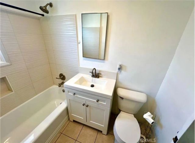 5032 Gundry, Long Beach, CA 90807