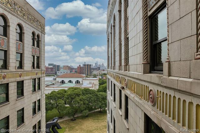 15 E Kirby Street 1107, Detroit, MI 48202