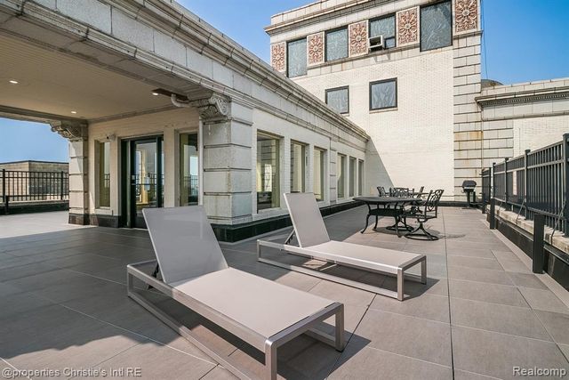 15 E Kirby Street 1107, Detroit, MI 48202