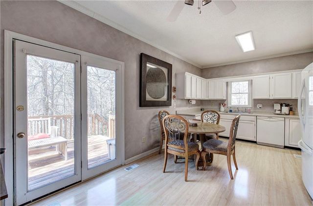 14 Buckskin SW Drive, Cartersville, GA 30120