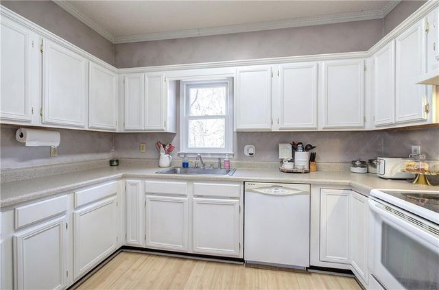 14 Buckskin SW Drive, Cartersville, GA 30120