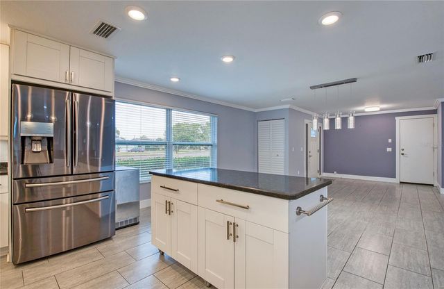 6408 7TH AVENUE N, St Petersburg, FL 33710