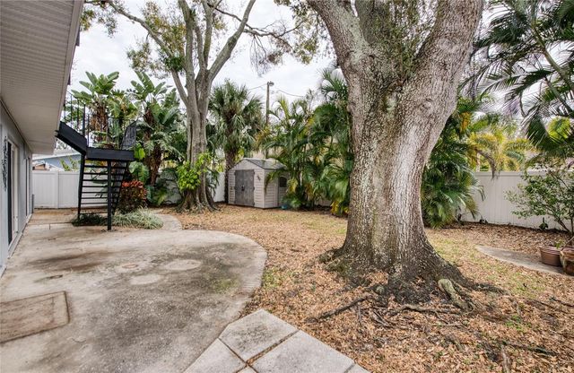 6408 7TH AVENUE N, St Petersburg, FL 33710