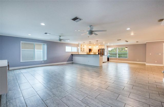 6408 7TH AVENUE N, St Petersburg, FL 33710