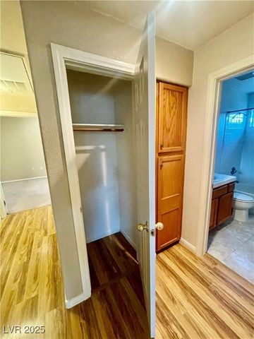 520 Arrowhead Trail 221, Henderson, NV 89015