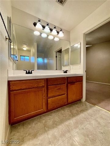 520 Arrowhead Trail 221, Henderson, NV 89015