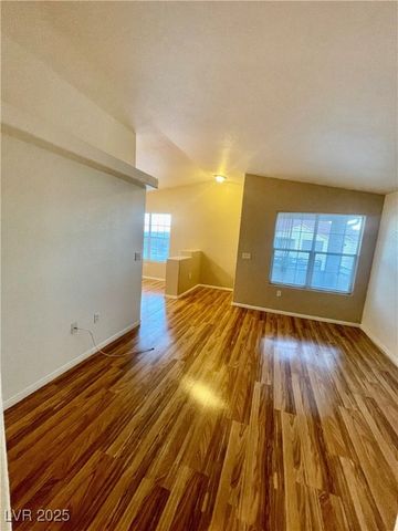 520 Arrowhead Trail 221, Henderson, NV 89015