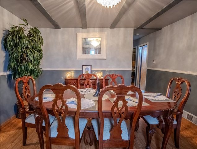 690 Baird Ave, Canton Twp, PA 15301