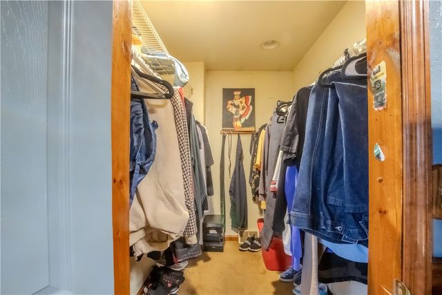 690 Baird Ave, Canton Twp, PA 15301