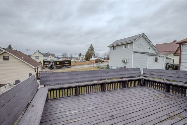 690 Baird Ave, Canton Twp, PA 15301