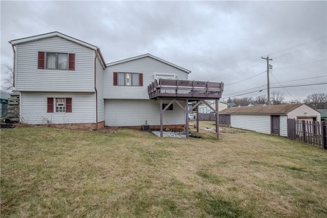 690 Baird Ave, Canton Twp, PA 15301