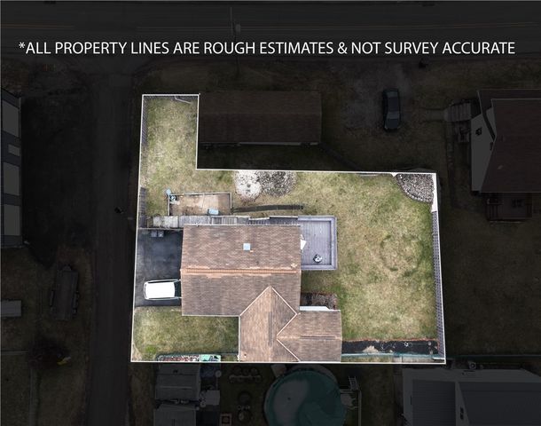 690 Baird Ave, Canton Twp, PA 15301