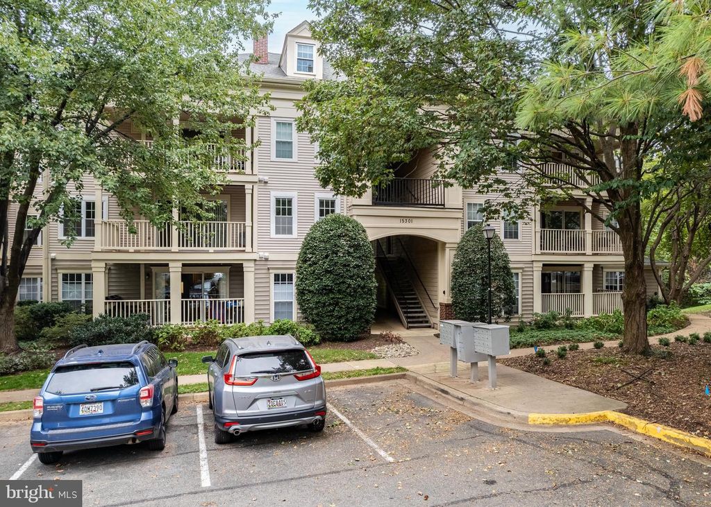 15301 DIAMOND COVE TER #8-E, Rockville, MD 20850