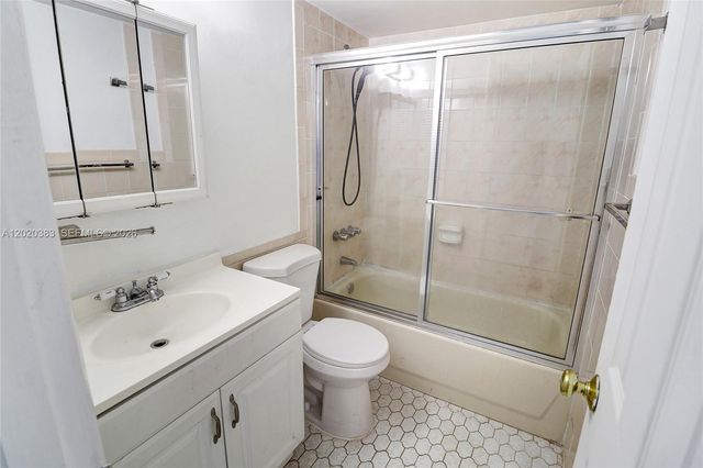 11905 NE 2nd Ave C403, North Miami, FL 33161