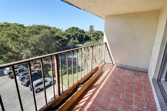 11905 NE 2nd Ave C403, North Miami, FL 33161