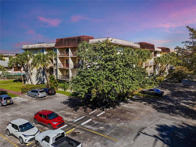 11905 NE 2nd Ave C403, North Miami, FL 33161