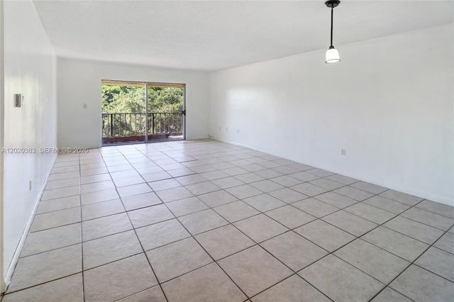 11905 NE 2nd Ave C403, North Miami, FL 33161