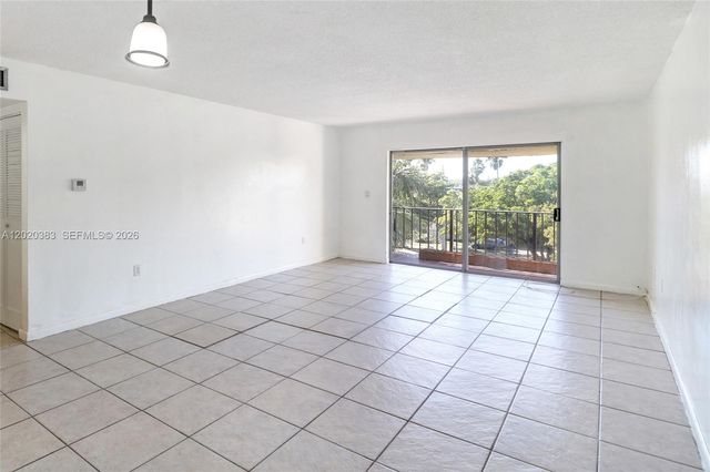 11905 NE 2nd Ave C403, North Miami, FL 33161