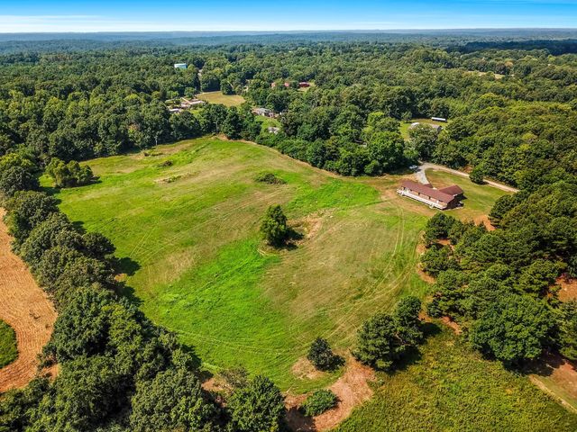 239 Wayne Threatt Rd, Dover, TN 37058