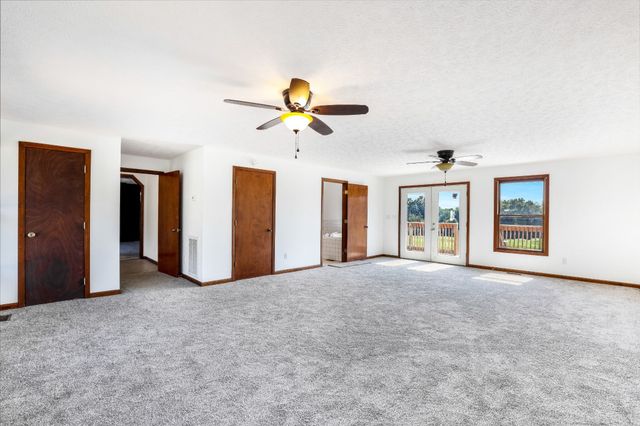 239 Wayne Threatt Rd, Dover, TN 37058