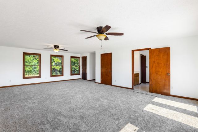 239 Wayne Threatt Rd, Dover, TN 37058