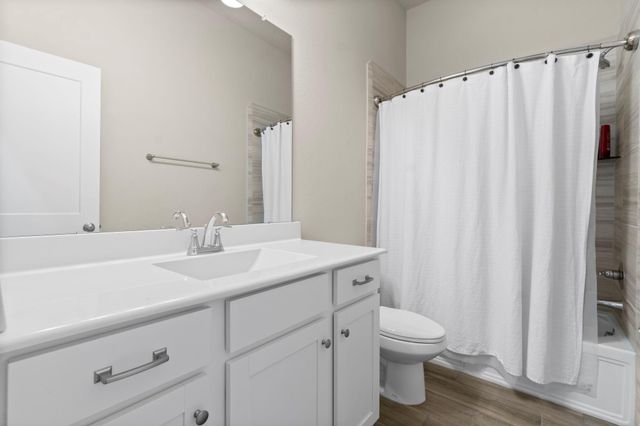 248 Crest Edge Street, Montgomery, TX 77316