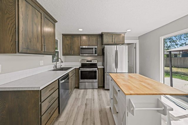 702 18th Ave. N, Nampa, ID 83687