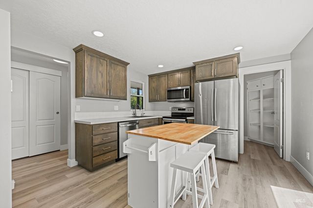 702 18th Ave. N, Nampa, ID 83687