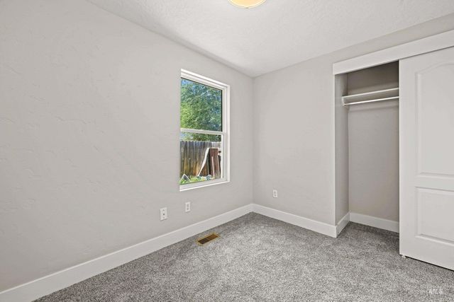 702 18th Ave. N, Nampa, ID 83687
