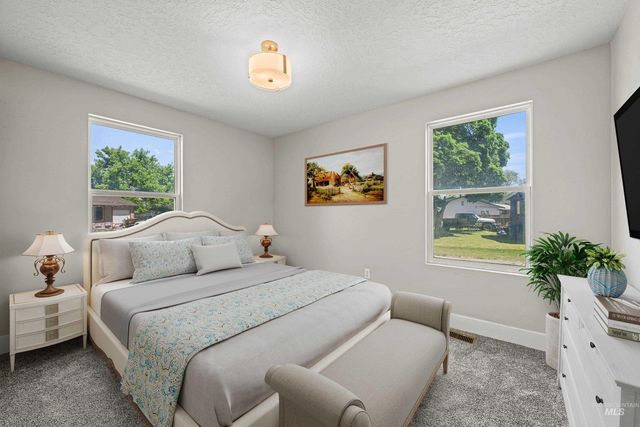 702 18th Ave. N, Nampa, ID 83687