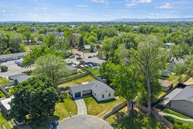 702 18th Ave. N, Nampa, ID 83687