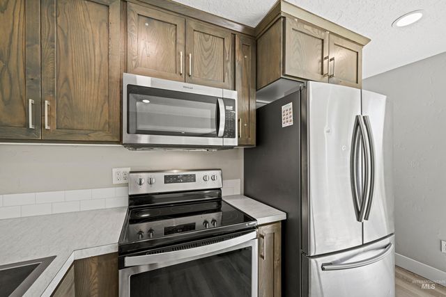 702 18th Ave. N, Nampa, ID 83687