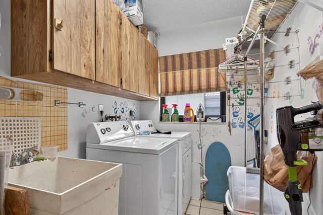 1311 NW 111th Way, Coral Springs, FL 33071