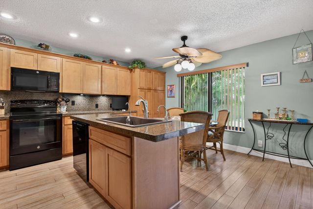1311 NW 111th Way, Coral Springs, FL 33071