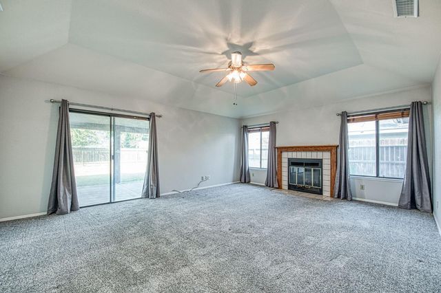 1495 Purvis Avenue, Clovis, CA 93611