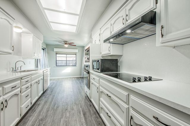 1495 Purvis Avenue, Clovis, CA 93611