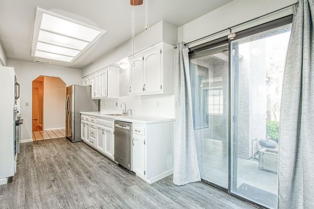 1495 Purvis Avenue, Clovis, CA 93611