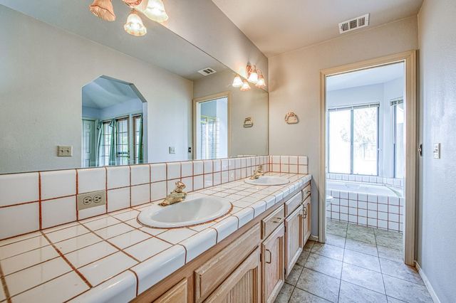 1495 Purvis Avenue, Clovis, CA 93611