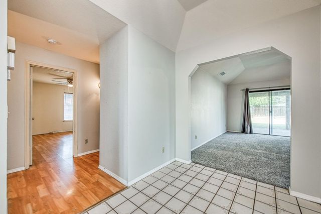 1495 Purvis Avenue, Clovis, CA 93611