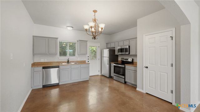 193 Rosedale Avenue, New Braunfels, TX 78130