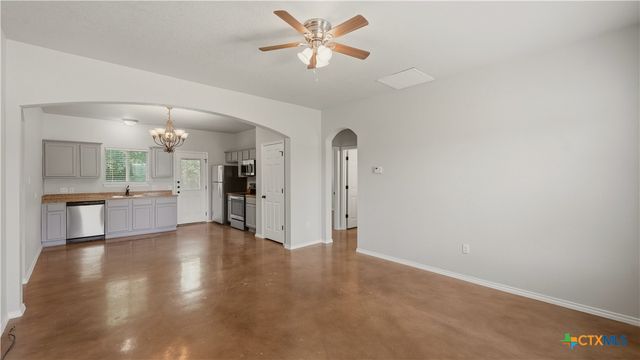 193 Rosedale Avenue, New Braunfels, TX 78130