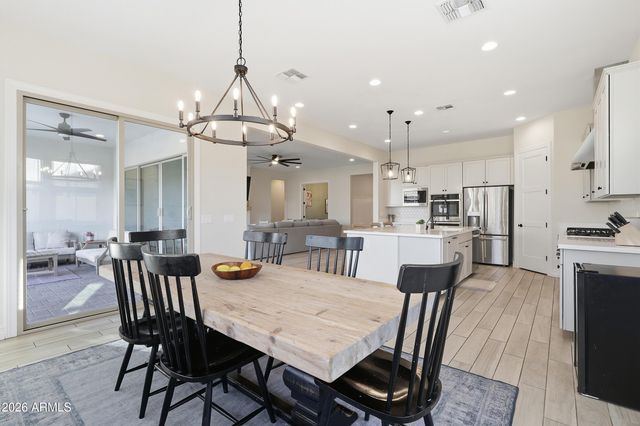 3716 E APPALOOSA Road, Gilbert, AZ 85296