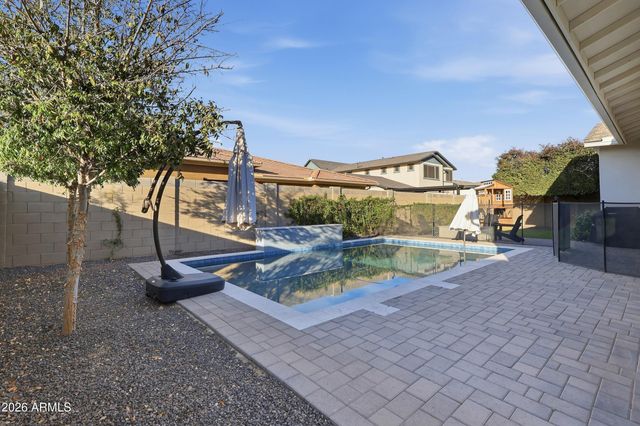 3716 E APPALOOSA Road, Gilbert, AZ 85296