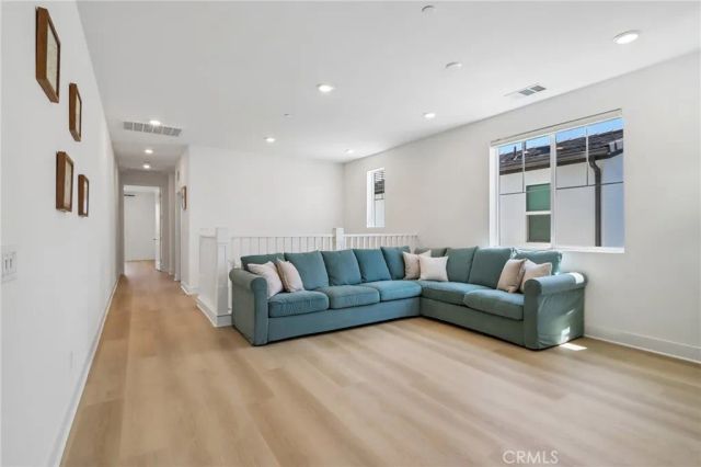 337 Abacus, Irvine, CA 92618