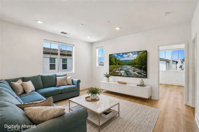 337 Abacus, Irvine, CA 92618